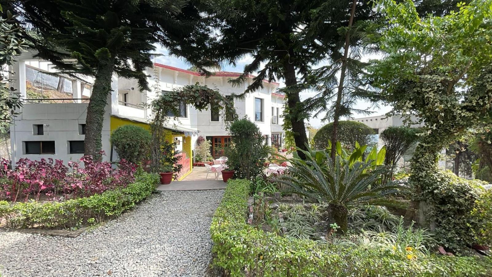 Hotel 8Fold-Pinecrest By Larisa, Bhīm Tāl Exteriér fotografie