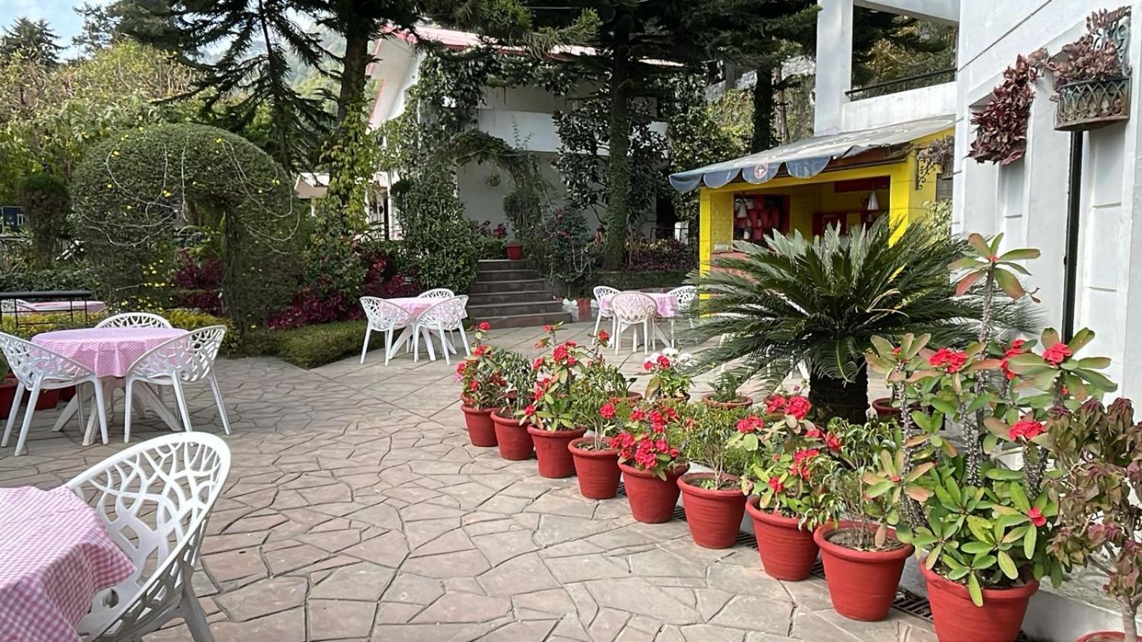Hotel 8Fold-Pinecrest By Larisa, Bhīm Tāl Exteriér fotografie